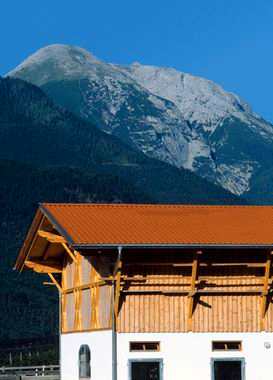 Керамическая черепица Creaton HARMONIE FINESSE schwarz glasiert